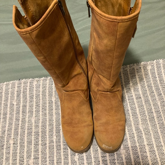 Girls Lucky Tall brown boots Size 1 - Picture 3 of 5